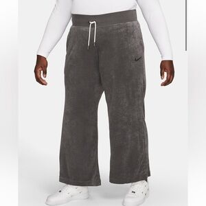 Nike wide Leg Terry pant